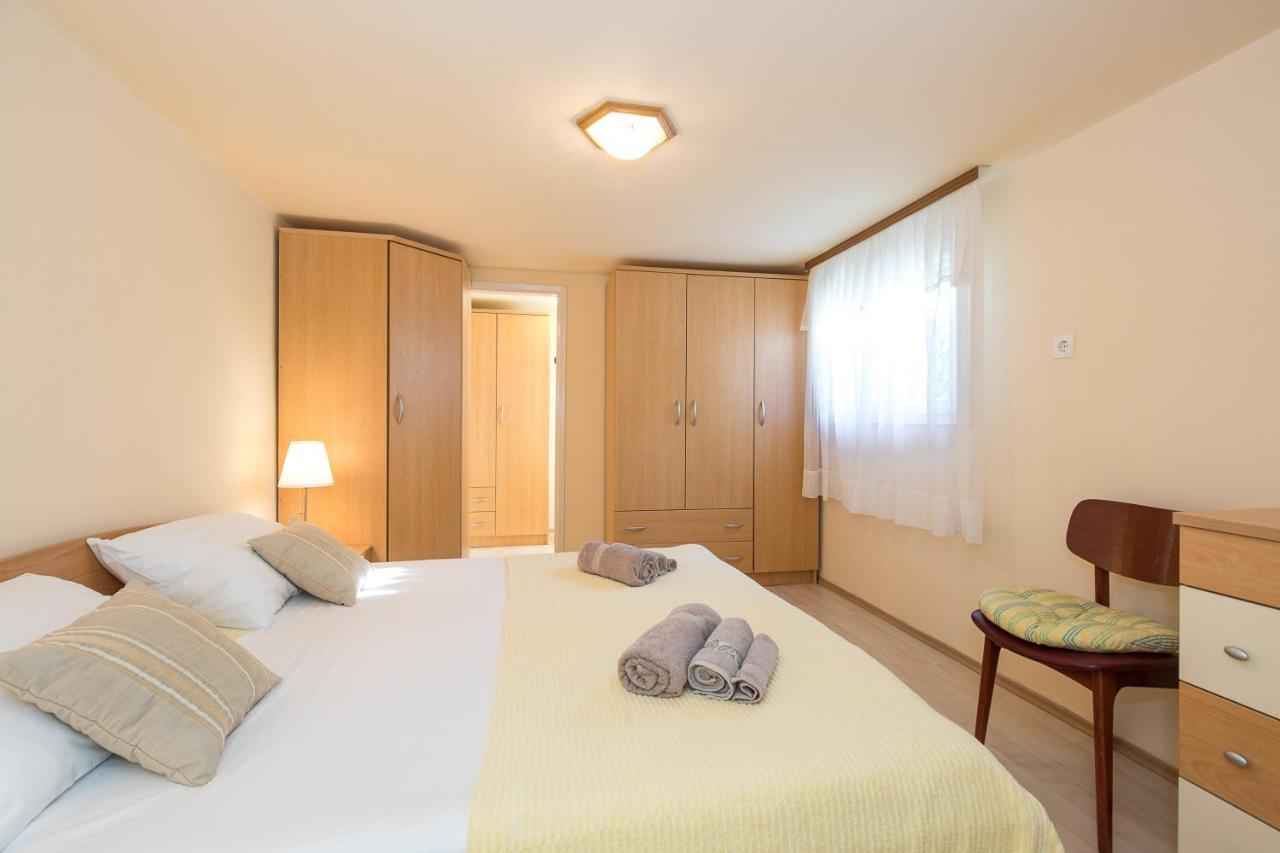 Beach Apartment คิร์ก ภายนอก รูปภาพ