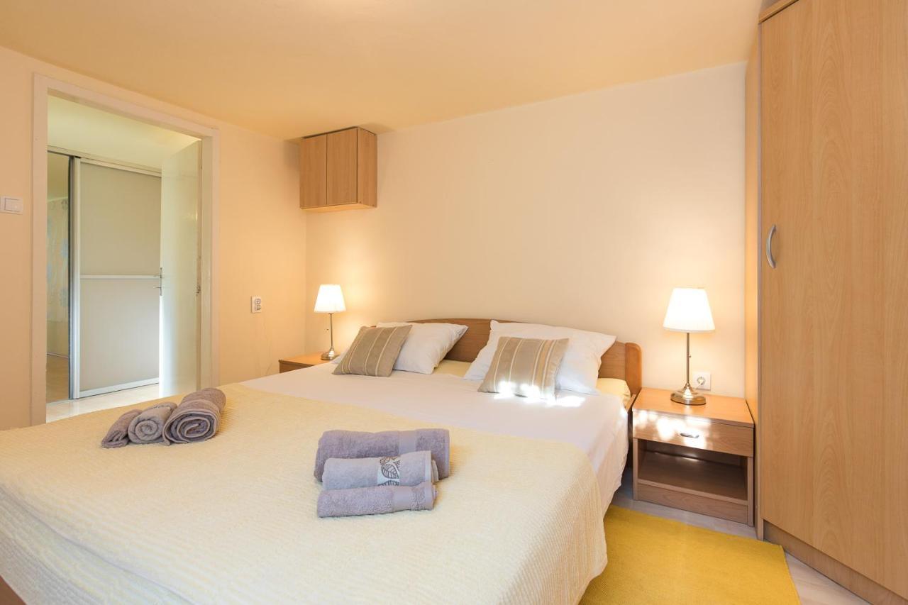 Beach Apartment คิร์ก ภายนอก รูปภาพ